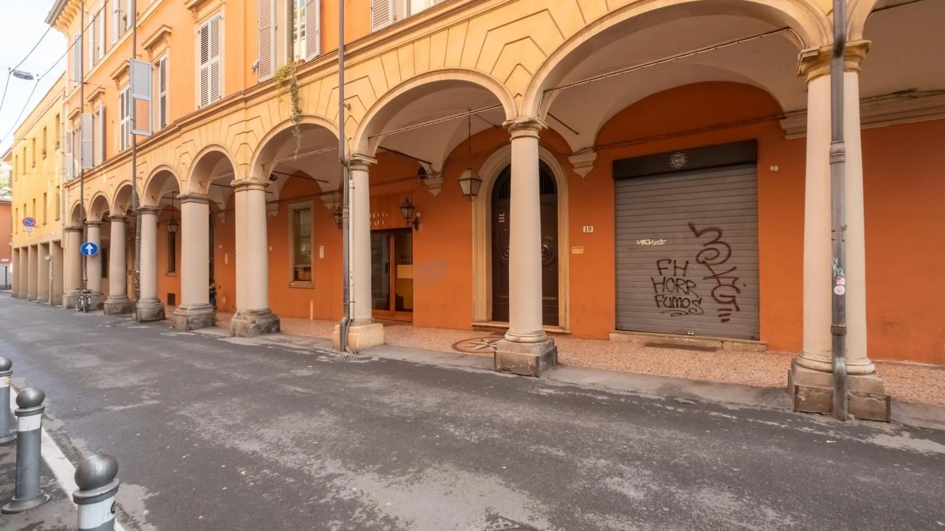Nazario Sauro 19 By Studio Vita Bologna Italy
