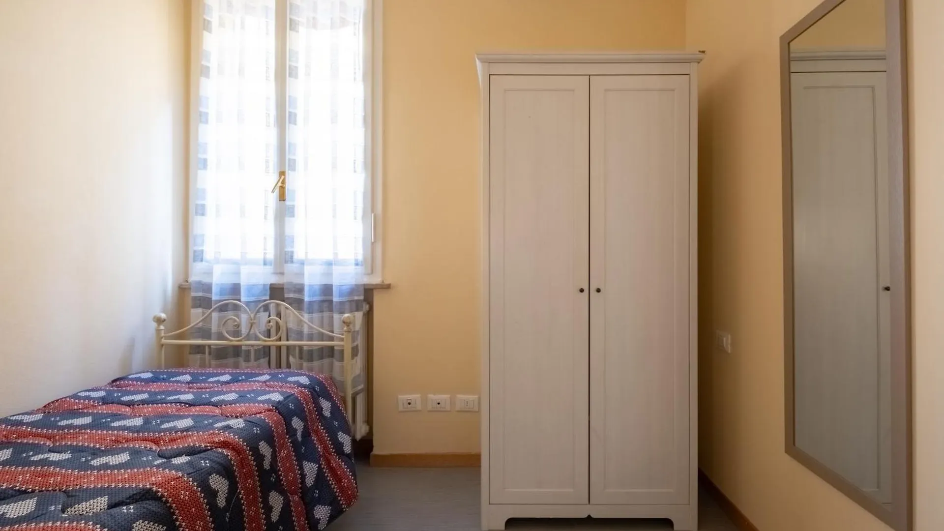 Apartment Nazario Sauro 19 By Studio Vita Bologna Italy