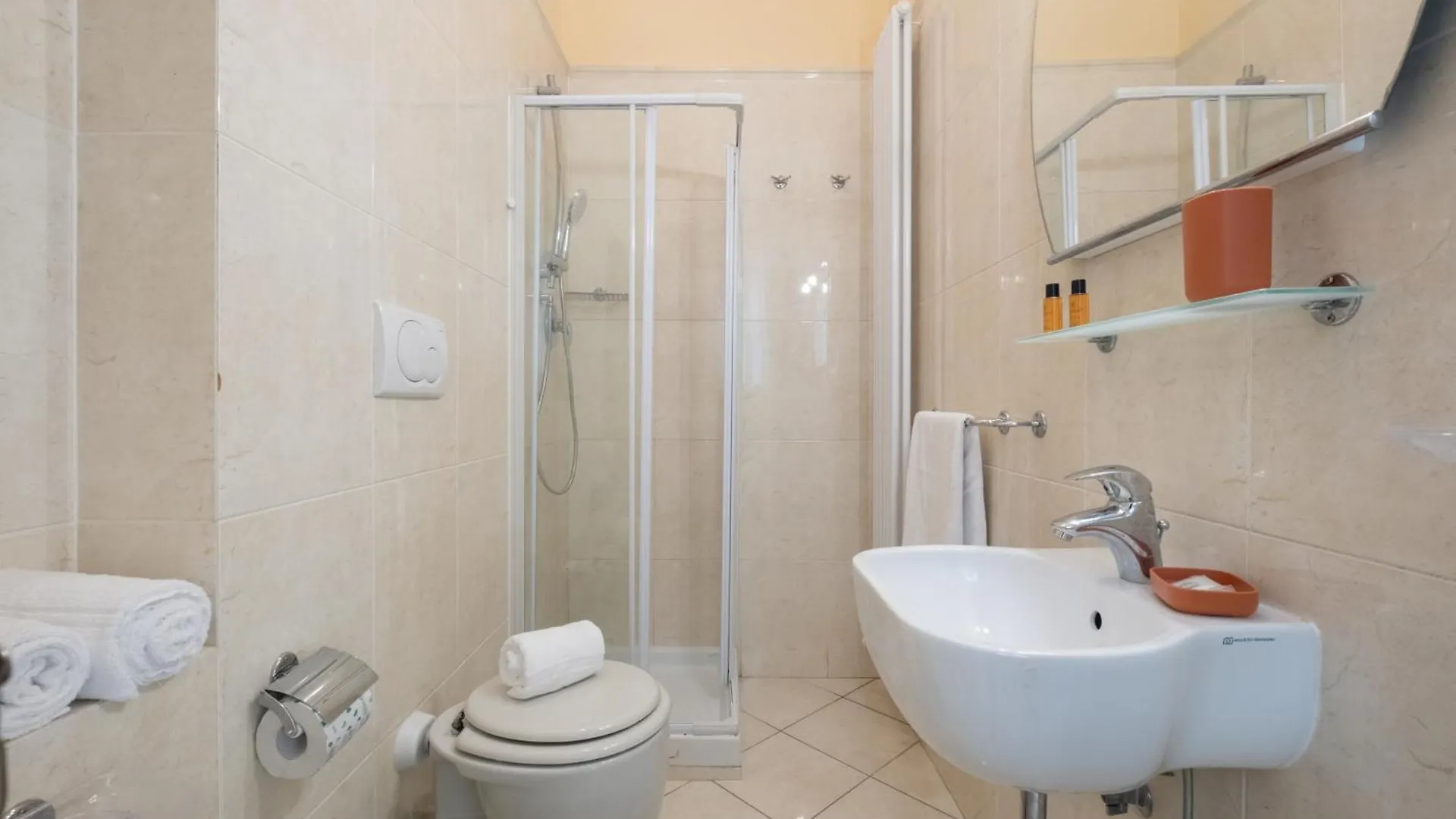 Apartment Nazario Sauro 19 By Studio Vita Bologna Italy